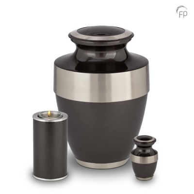 hu-109-z-metaal-urn-1